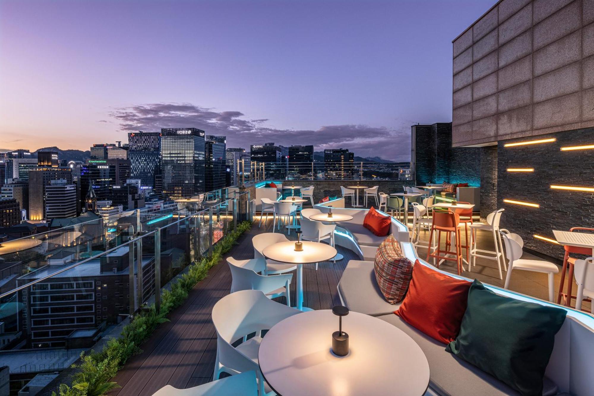 Ibis Styles Ambassador Seoul Myeong-Dong Hotel Exterior foto