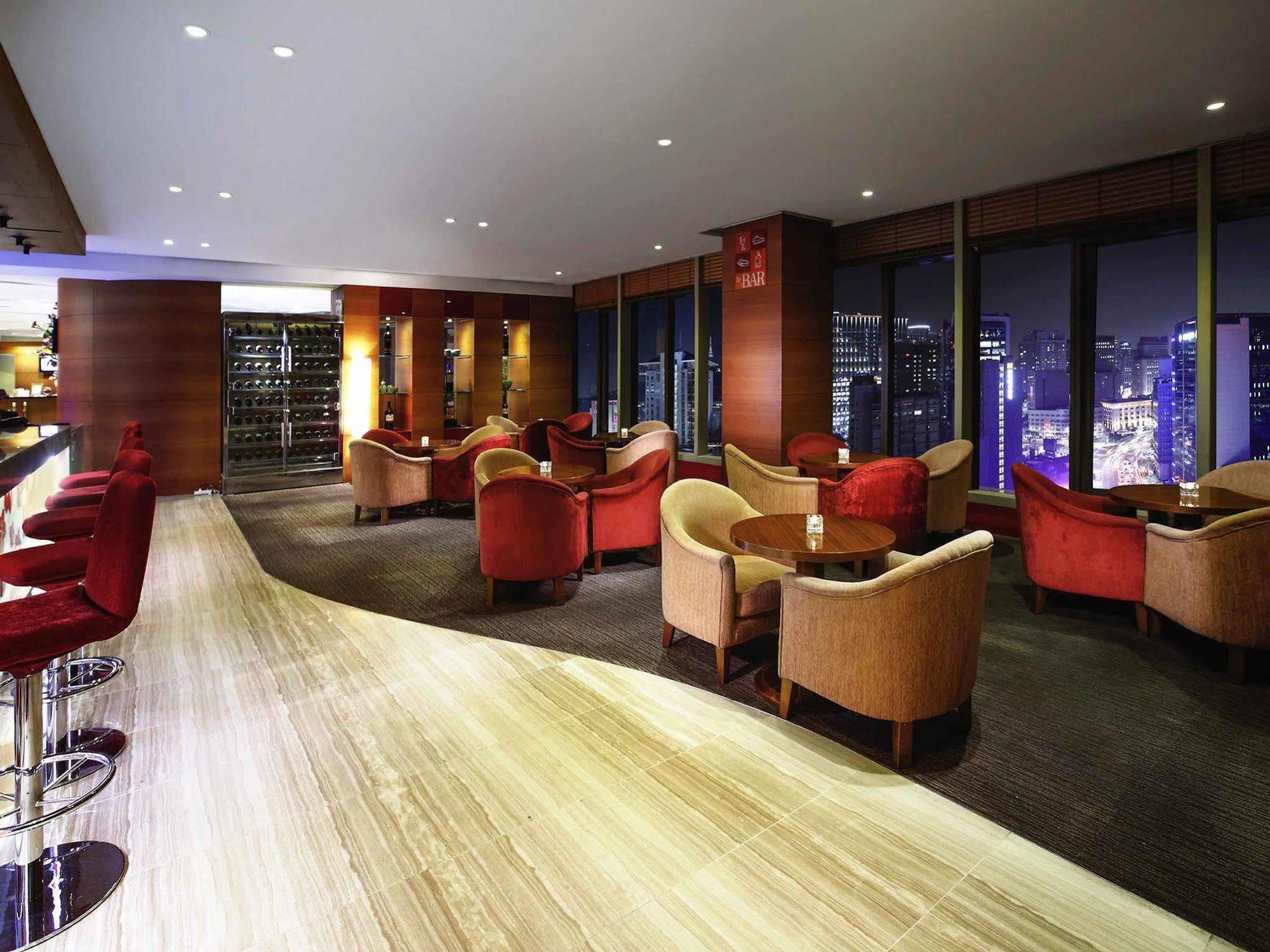 Ibis Styles Ambassador Seoul Myeong-Dong Hotel Exterior foto